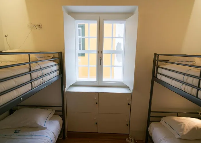 Hostal Change The World - - Almedina