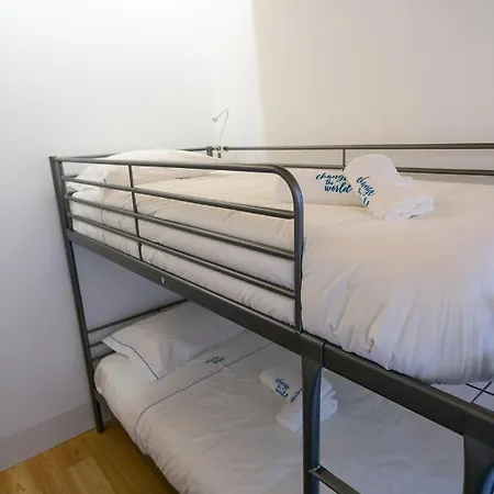 Hostel Change The World - - Almedina Coimbra