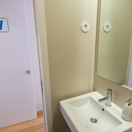 Change The World - - Almedina Hostel *