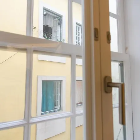 Change The World - - Almedina Coimbra