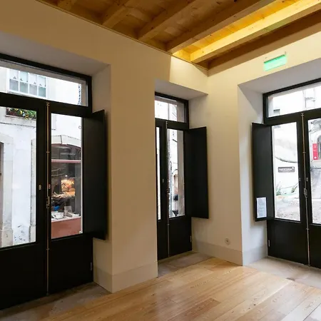 Change The World - - Almedina Hostel