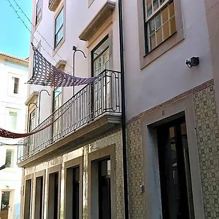 Vandrerhjem Change The World - - Almedina Coimbra