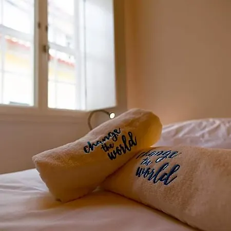 Hostel Change The World - - Almedina