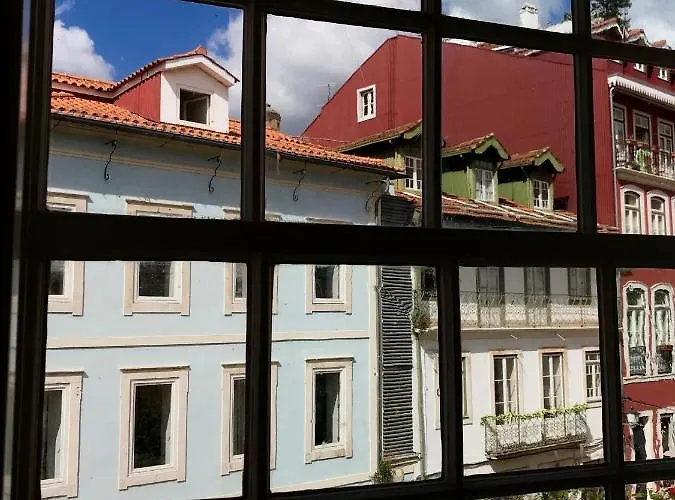 Change The World - - Almedina Vandrarhem *
